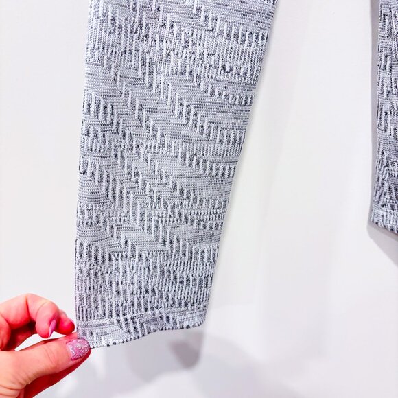 MELANIE LYNE Silver Metallic Tie-Front Top Shimmery Long Sleeve | Small * - Picture 5 of 8